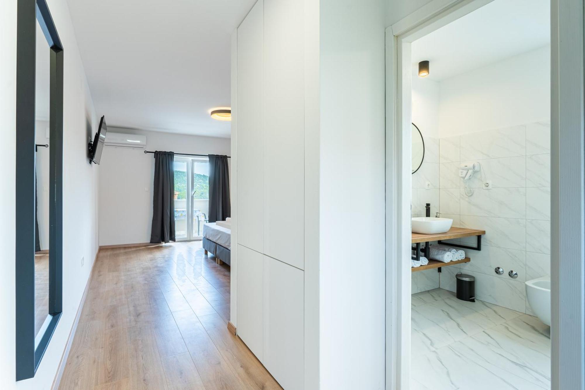 Apartments & Rooms Klemenc Црес Екстер'єр фото